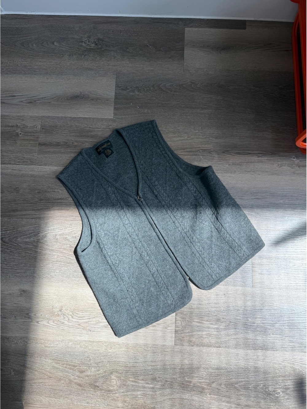 Requirements Women's Grey Wool Cable Knit Zip-Up Vest Size Large